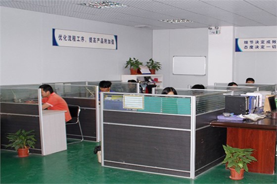塑膠模具制造廠——智能手環外殼定制，找深圳博騰納